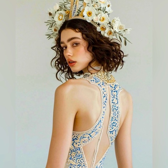 FOLLOW GAME - Picture 2 of 12